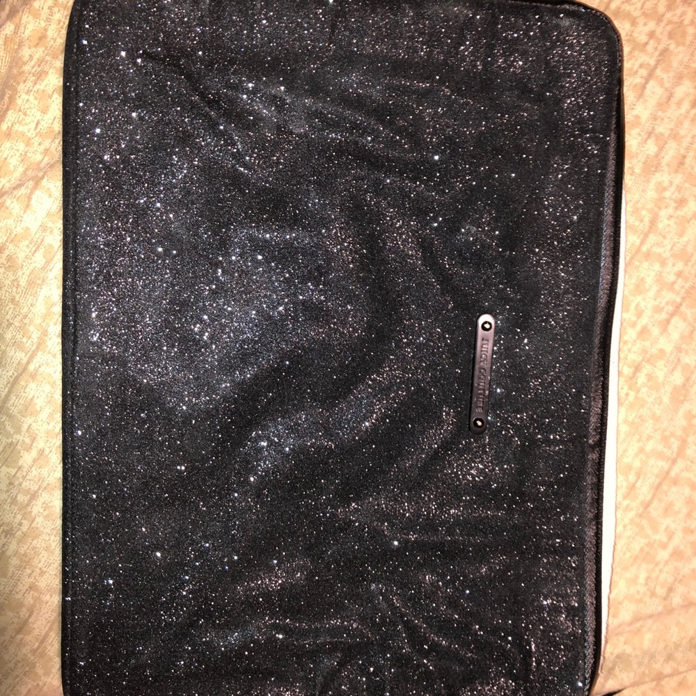 Juicy couture lap top case/sleeve